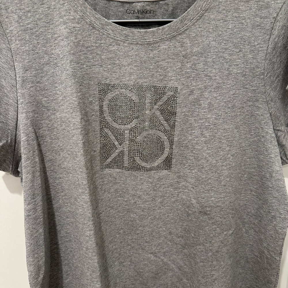 Calvin Klein Gray T-Shirt